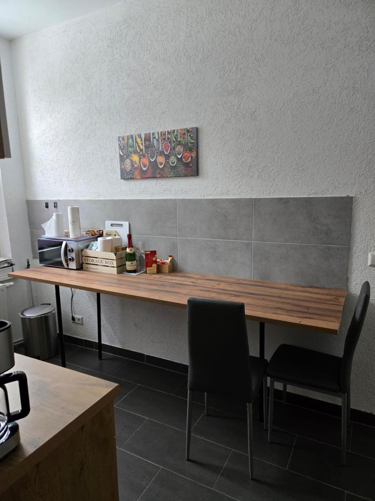 Ferienwohnung Am Bahnhof Bernburg Εξωτερικό φωτογραφία